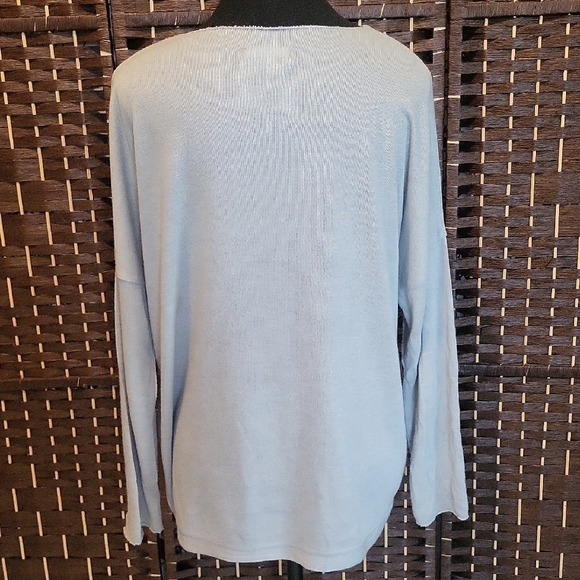 Gray V-Neck Sweater with Embellished Design - Picture 8 of 8